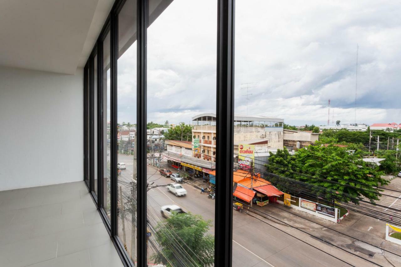 Clay Hotel Udonthani מראה חיצוני תמונה